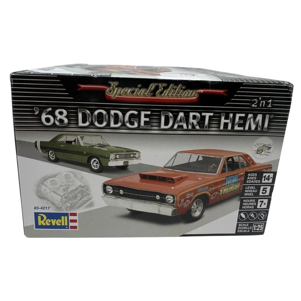 Revell '68 Dodge Dart HEMI 2'n1 1:25 Model Kit #85-4217 Open Box Complete